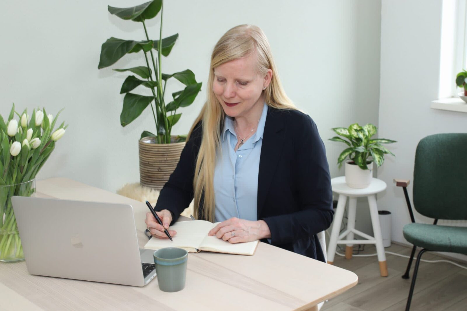 WhatsApp Image 2023-03-13 at 09.48.34